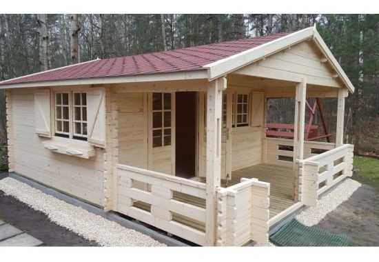 Gont bitumiczny - optymalne pokrycie dachu na domek drewniany ogrodowy i domek letniskowy.