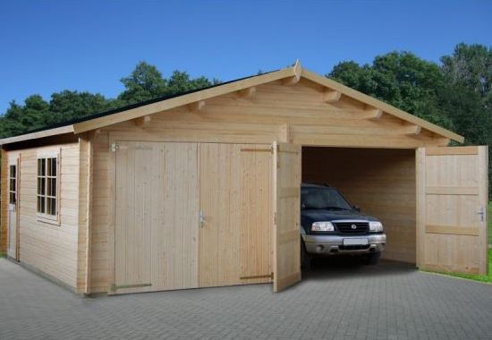 Garaż na działce. Gdzie go ustawić, na co uważać?